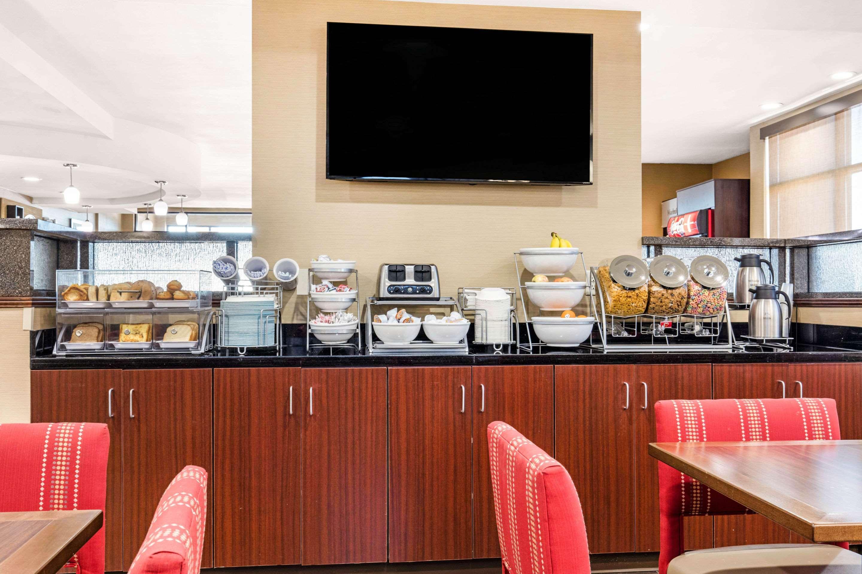 Comfort Suites Tuscaloosa Near University מראה חיצוני תמונה
