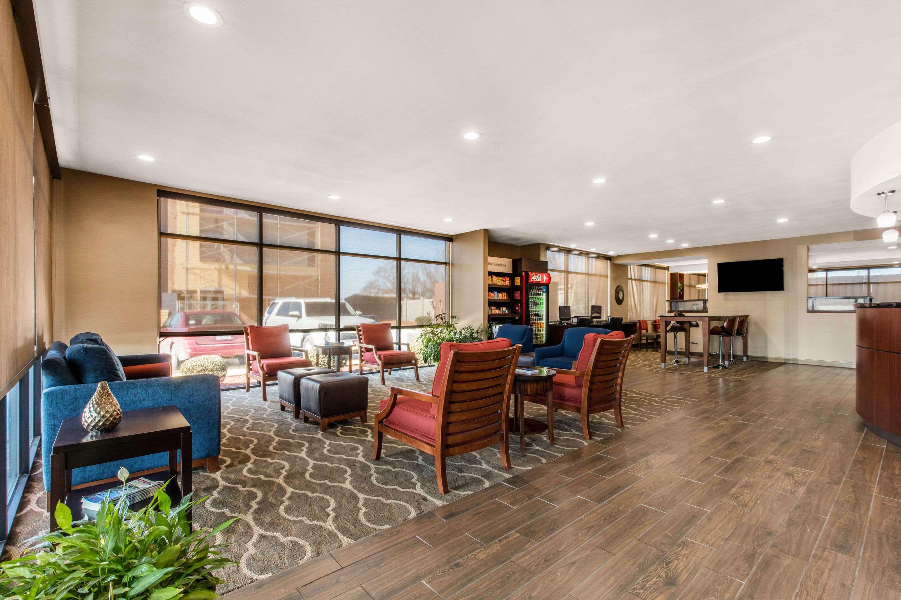 Comfort Suites Tuscaloosa Near University מראה חיצוני תמונה